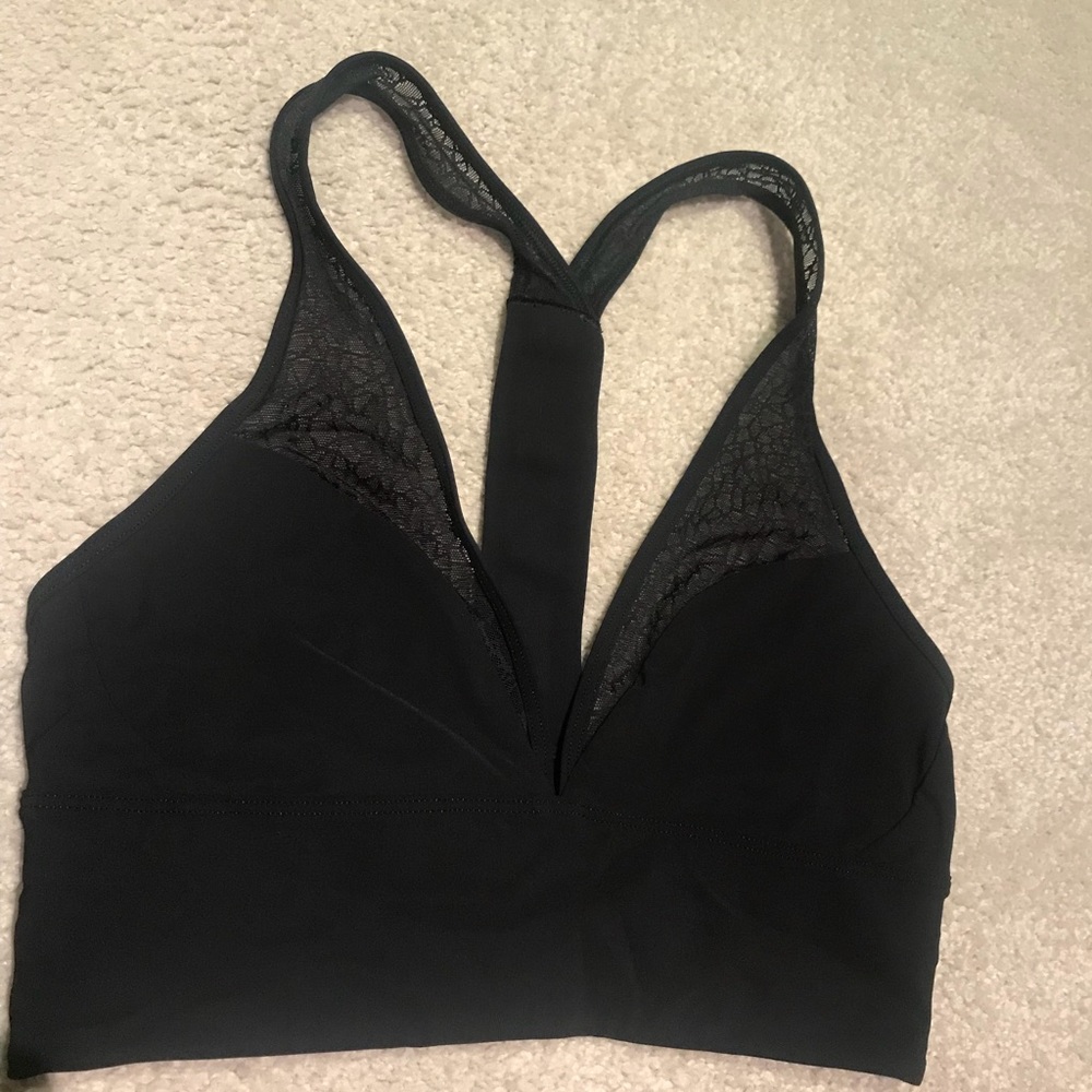 Lululemon sports bra  BLACK